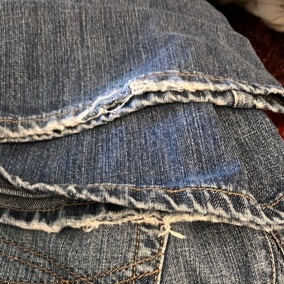 Abercrombie & Fitch: Mid-rise bootcut Jeans- 8L - Picture 6 of 16